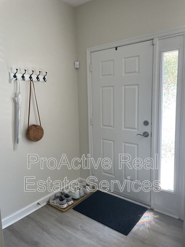 5268 Pirata Pl - Photo 2 of 34