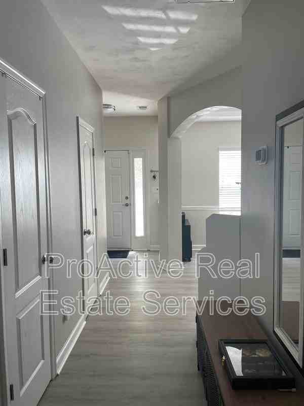 5268 Pirata Pl - Photo 5 of 34