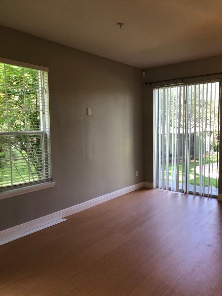 538 Climbing Ivy Ct - Photo 4 of 17