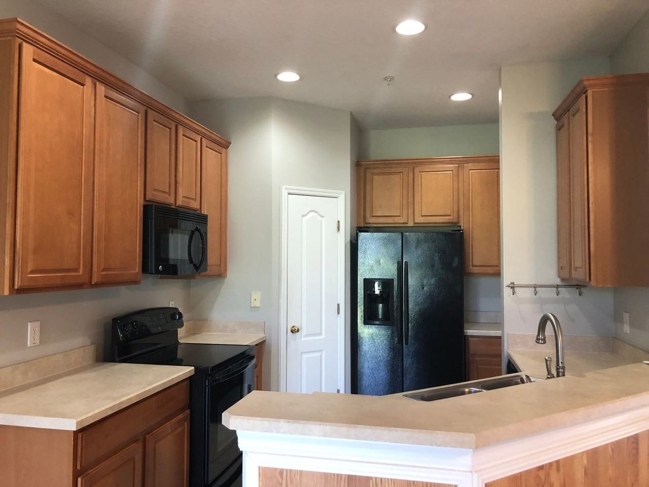538 Climbing Ivy Ct - Photo 5 of 17