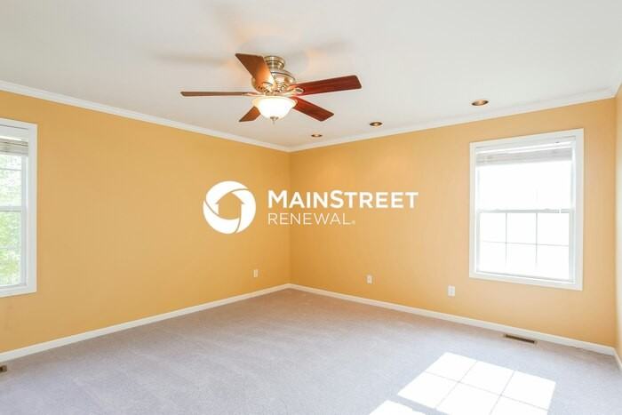 1304 White Oak Pl - Photo 6 of 17
