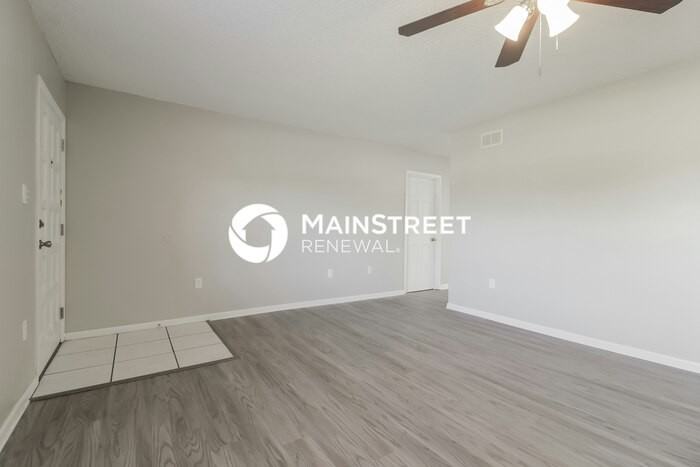 1299 Salina St Se - Photo 3 of 16