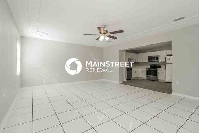 1299 Salina St Se - Photo 7 of 16