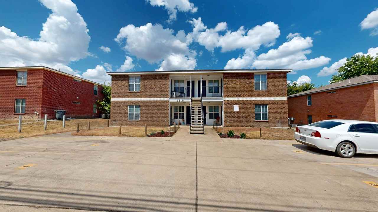 2315 Terrace Dr #B - Photo 2 of 18