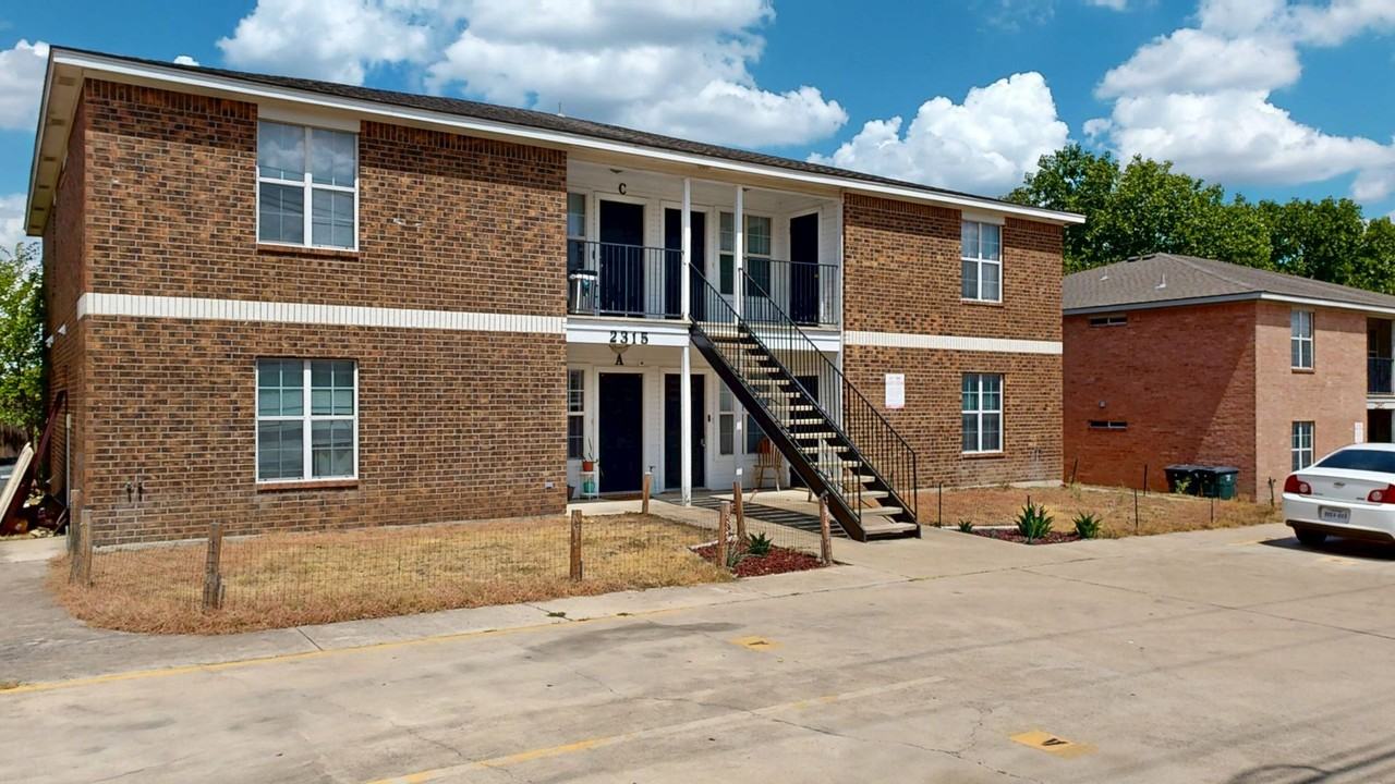 2315 Terrace Dr #B