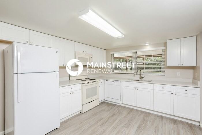 126 Tarrytown Trl - Photo 5 of 16