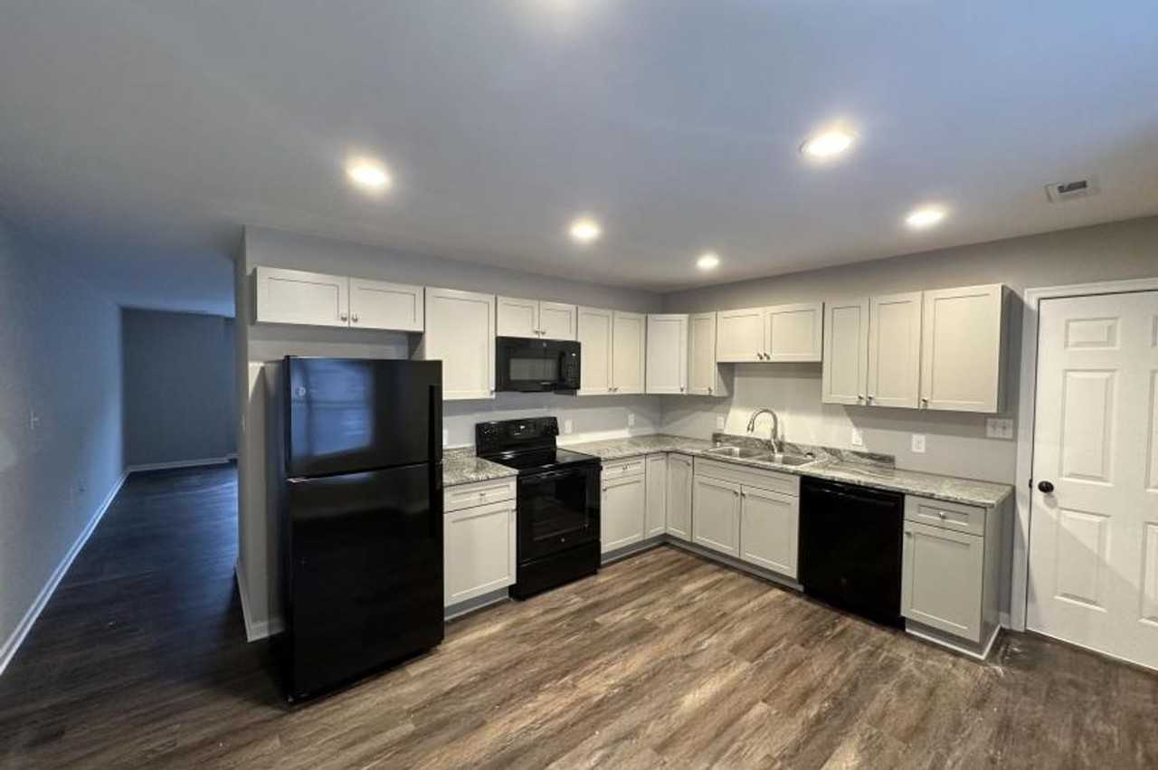 110 Aaron Pl #313 - Photo 4 of 12