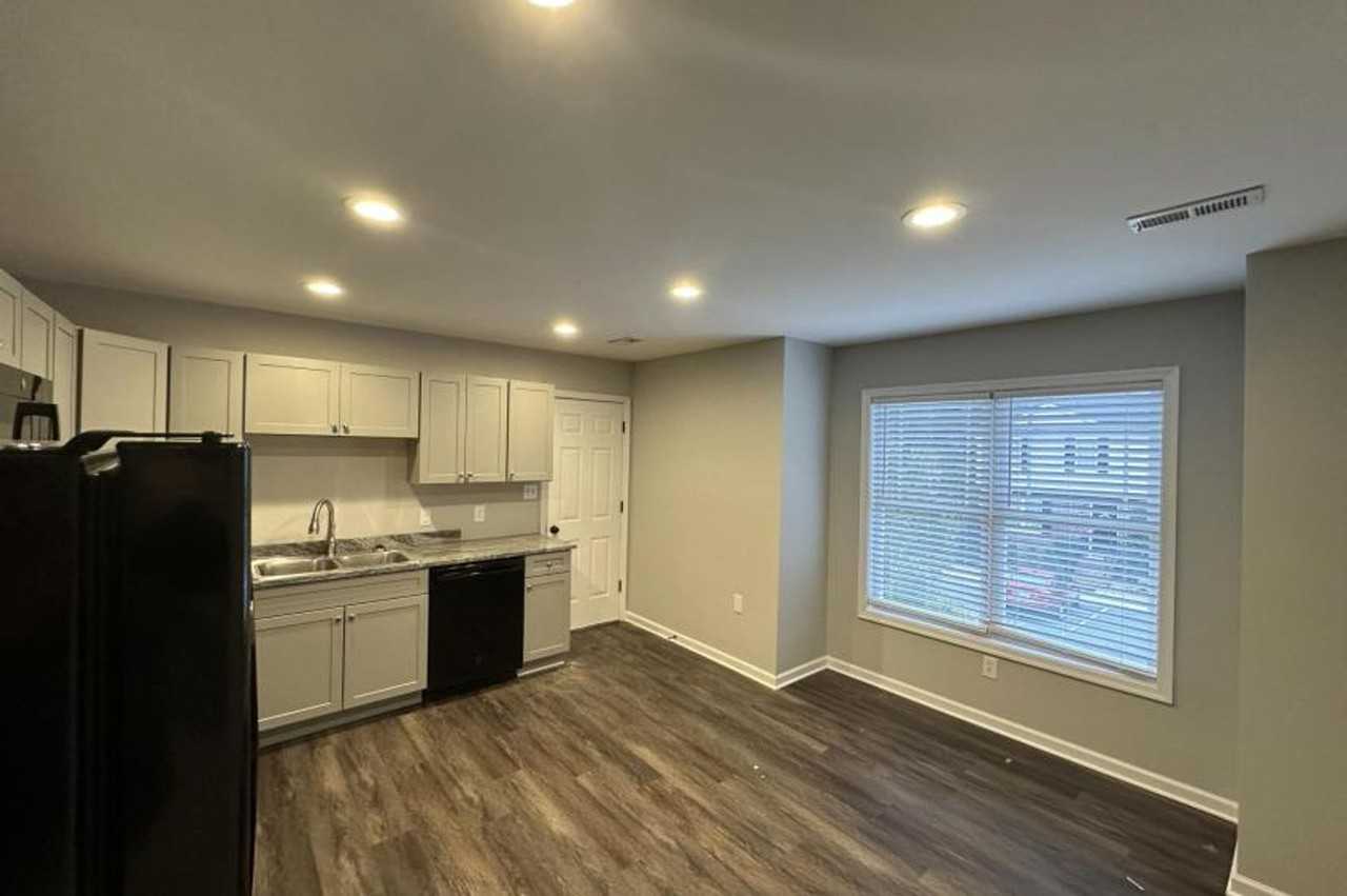 110 Aaron Pl #313 - Photo 5 of 12