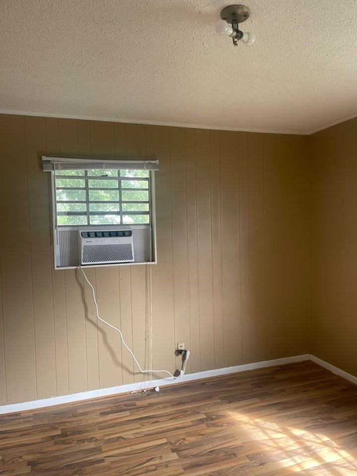 308A N Pine St - Photo 3 of 7