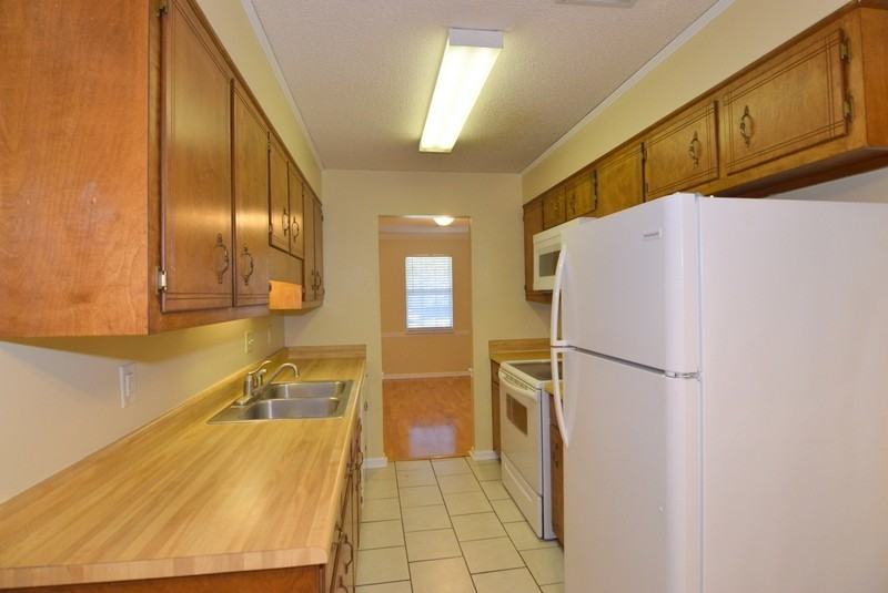 515 Ridgewood Dr - Photo 6 of 26
