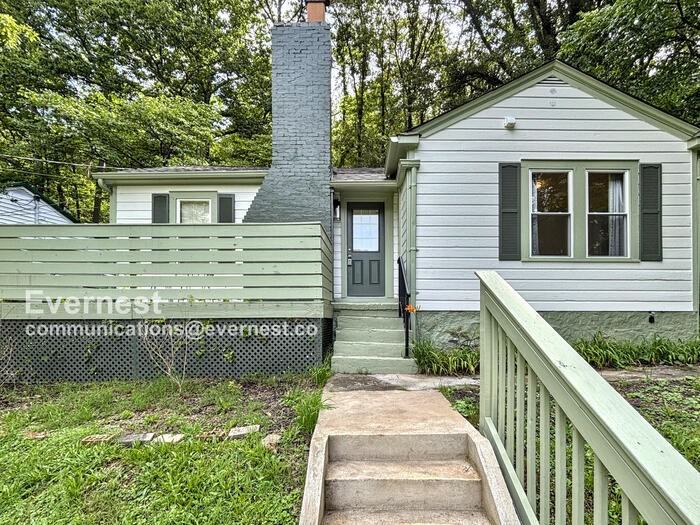 4422 Edelweiss St
