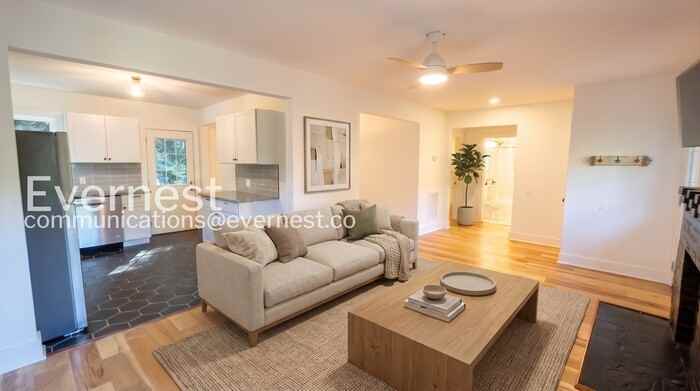4422 Edelweiss St - Photo 3 of 20