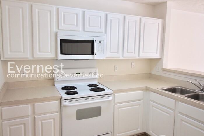 584 Flintlock Ct - Photo 4 of 18