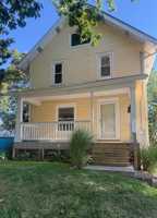 featured image of 560 Lovers Ln