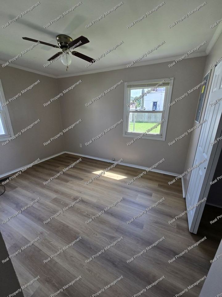 3733 W 80th Ave - Photo 7 of 11