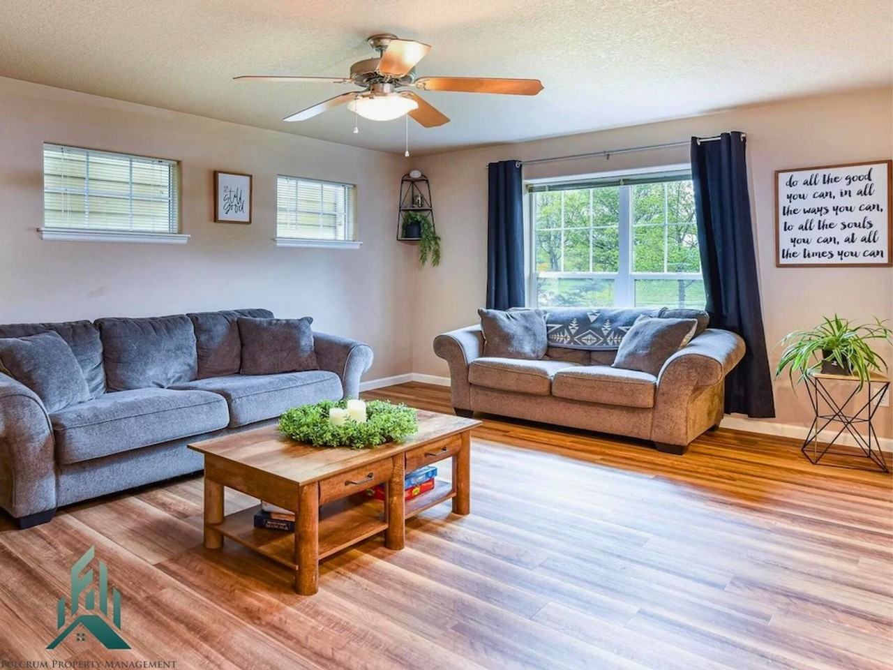 3511 Se Midvale Dr - Photo 2 of 10