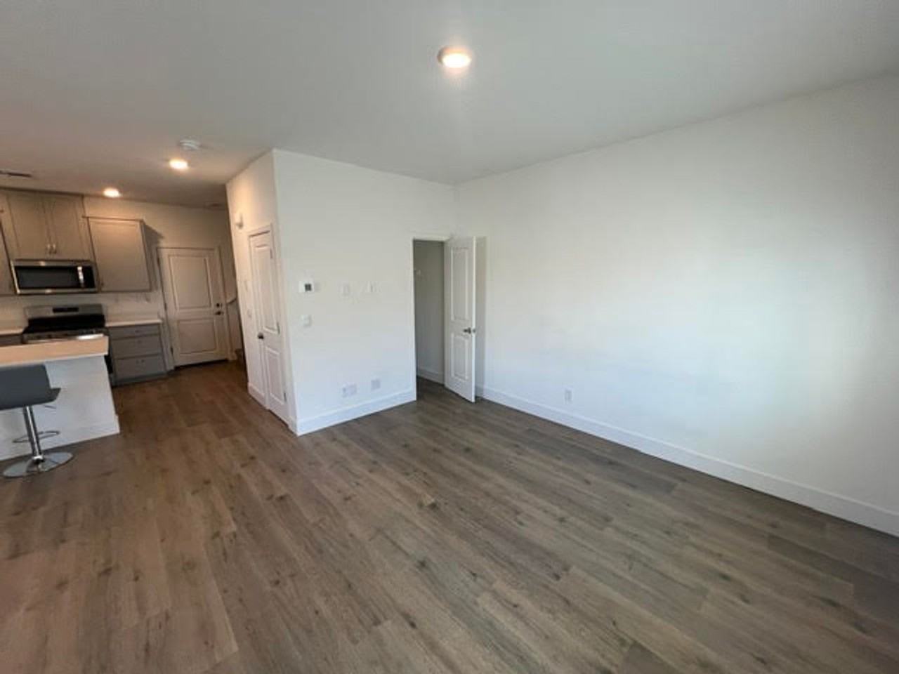 4244 Fawnridge Pl - Photo 6 of 20