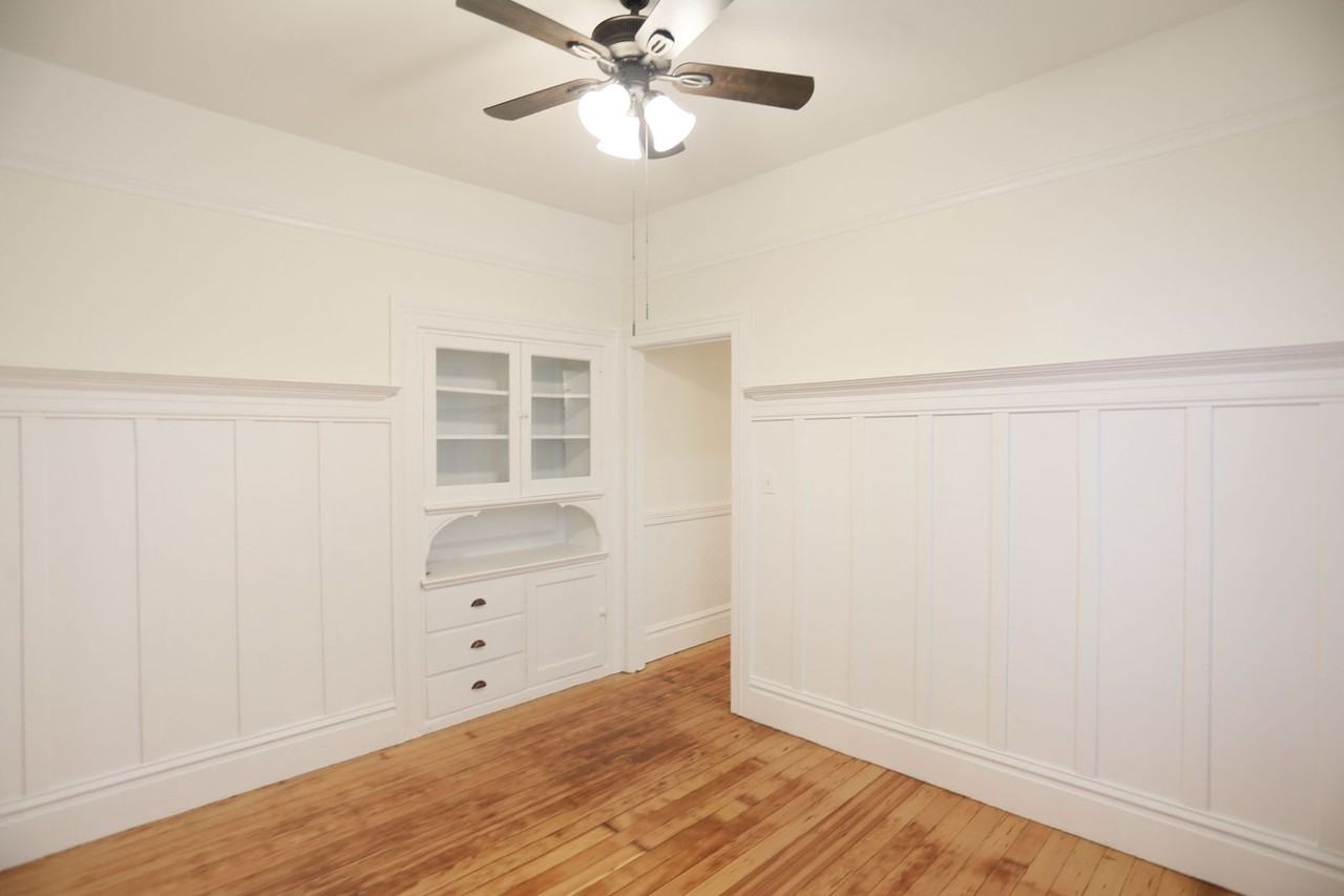 136 Gough St - Photo 4 of 19