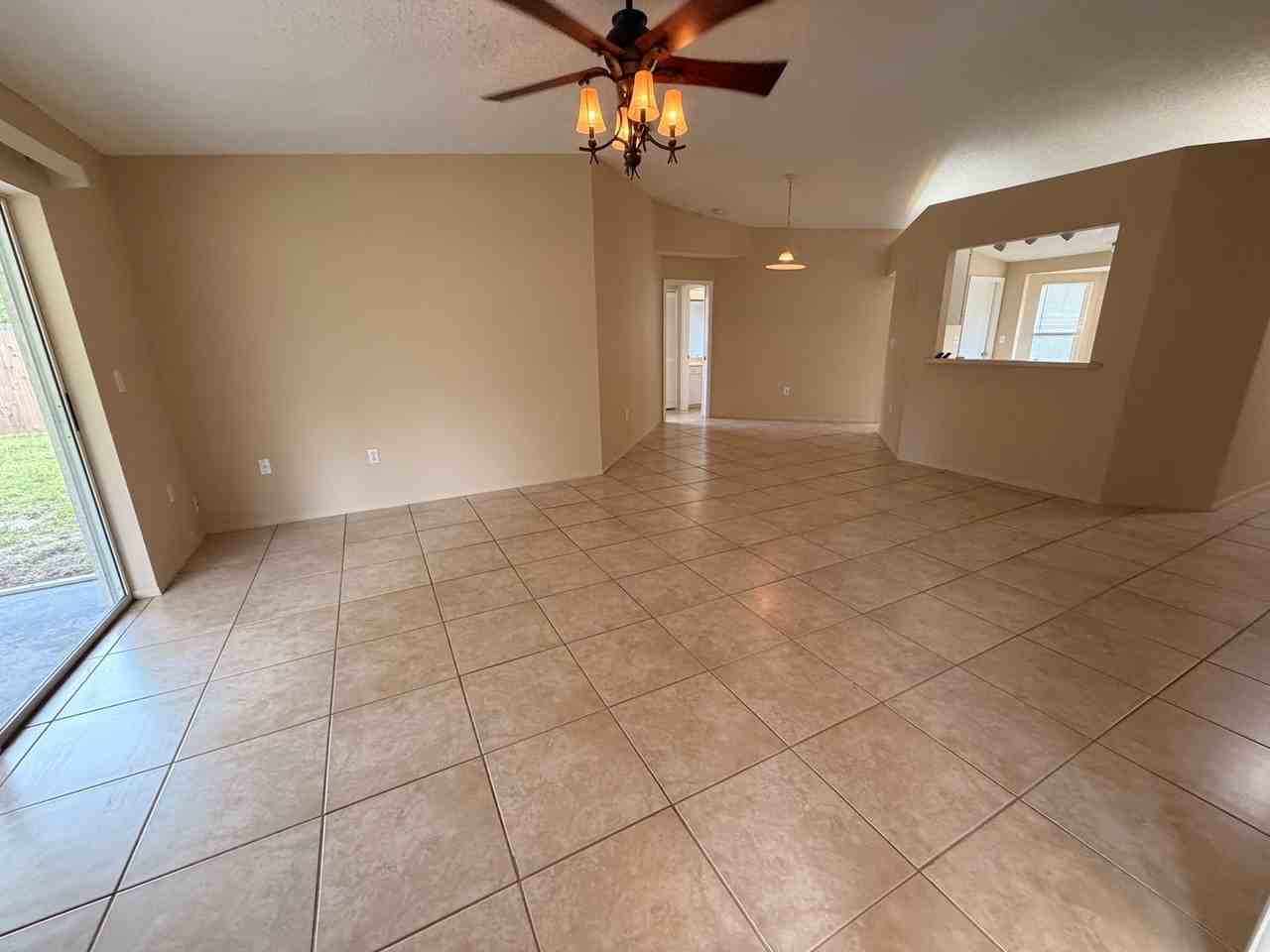 4025 Ponea Dr - Photo 3 of 12