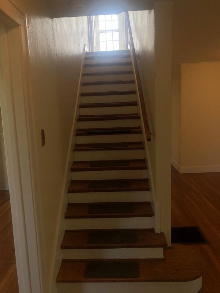 405 S Eagleson Ave - Photo 4 of 21