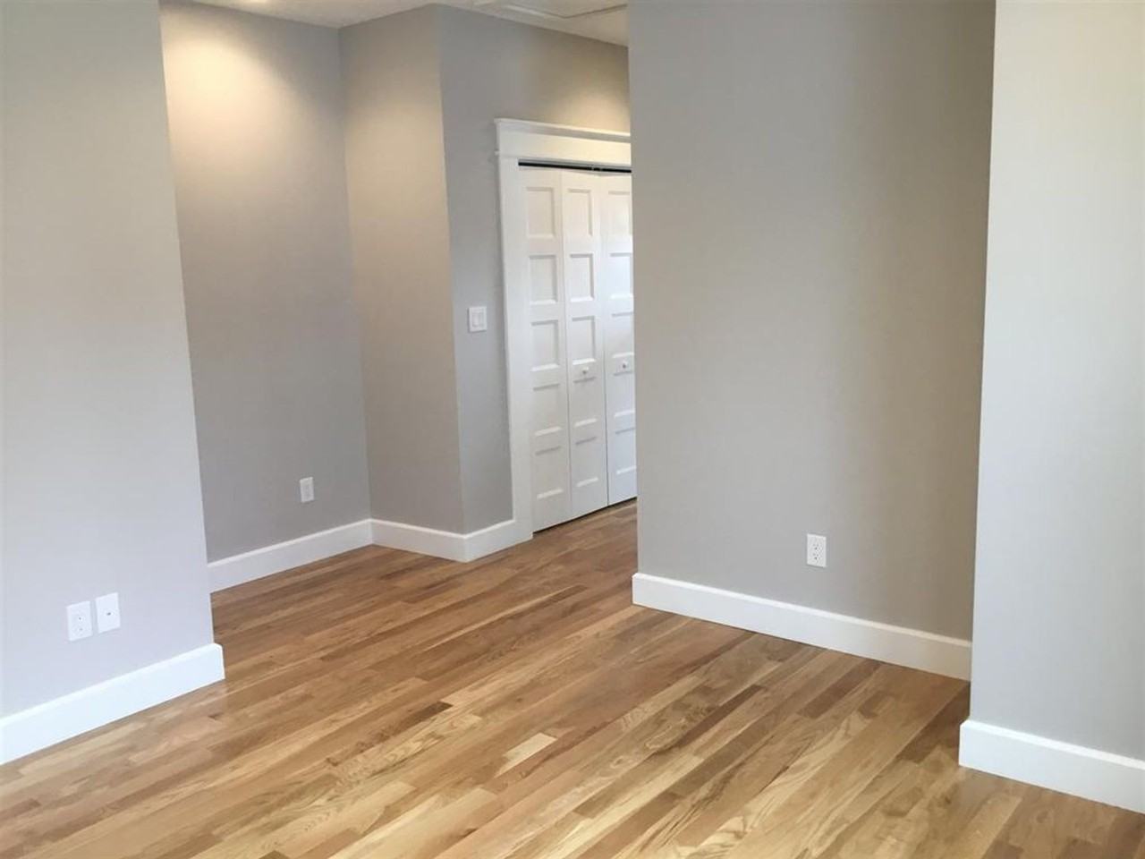512 S Fess Ave - Photo 3 of 26