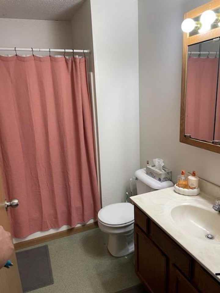 1117 Vine Street - Photo 2 of 14