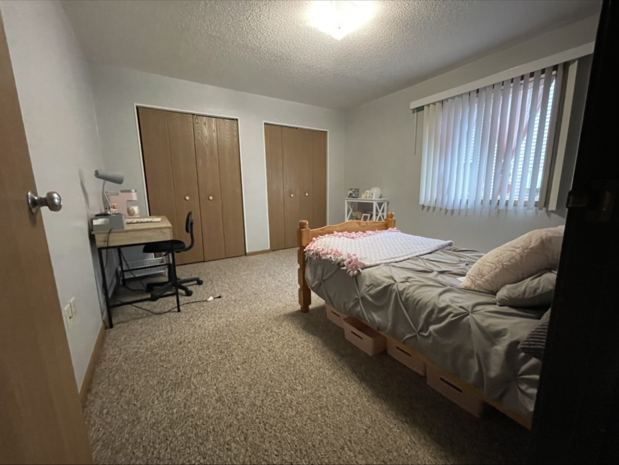 1117 Vine Street - Photo 4 of 14