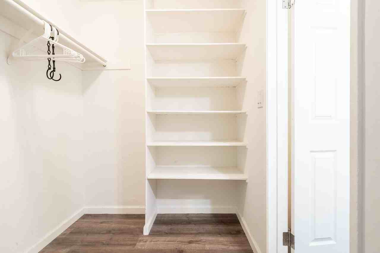 1614 Hudson St #217 - Photo 5 of 13