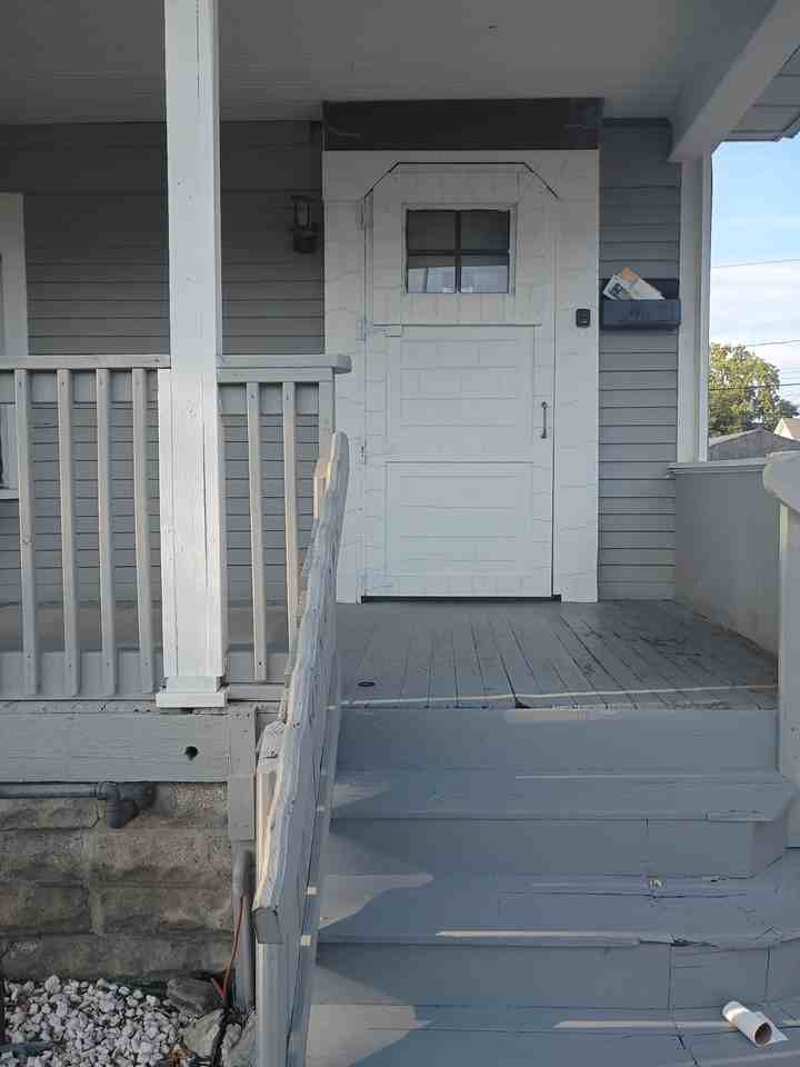 1519 Vinal St - Photo 2 of 15