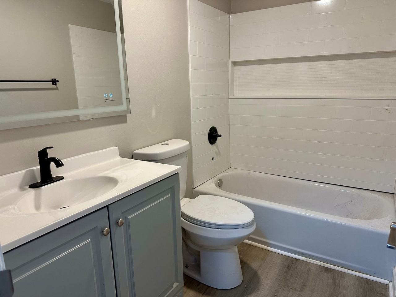 3021 W Braddock St - Photo 6 of 14