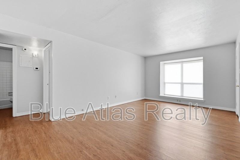 225 Bryan St #7 - Photo 6 of 18