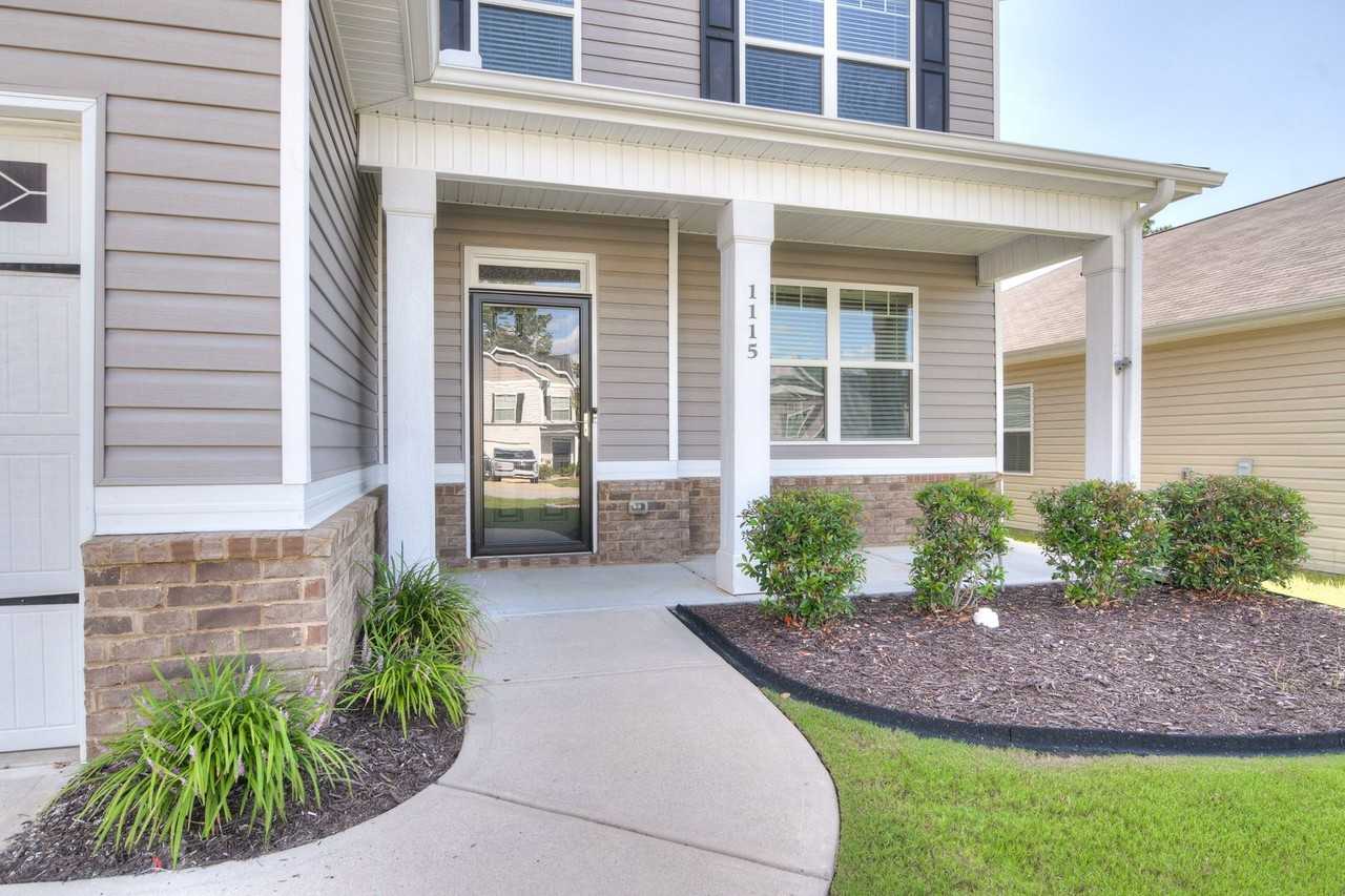 1115 Sims Dr - Photo 2 of 48
