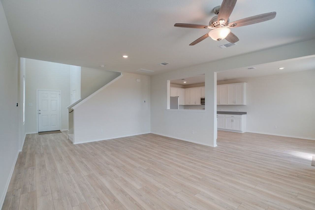 1109 Paradise Canyon Cv - Photo 4 of 20