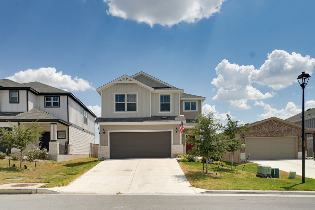 1109 Paradise Canyon Cv