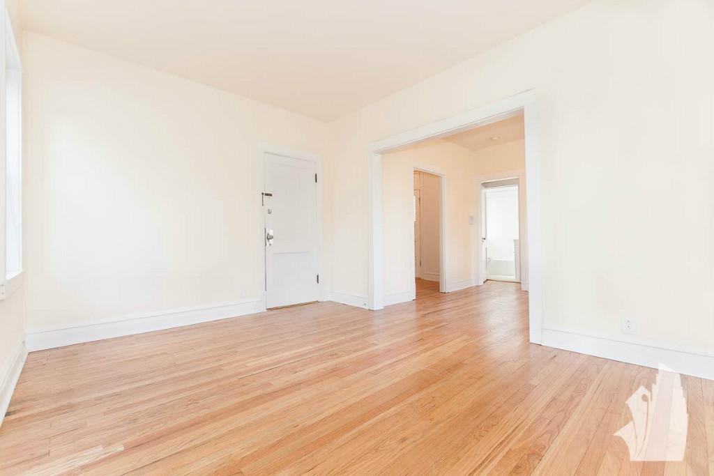 2915 W George St #2915-2 - Photo 2 of 9
