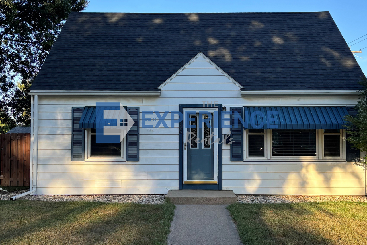 1736 S Van Eps Ave - Photo 2 of 12