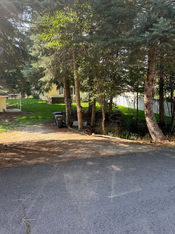 17704 N Hilltop Rd - Photo 2 of 40