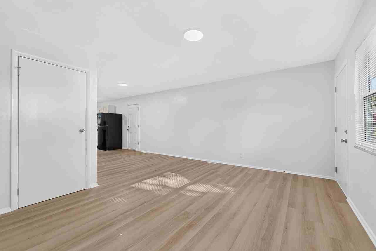1811 Stetson Rd - Photo 7 of 24