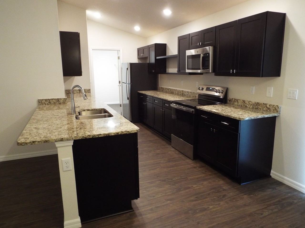 3507 Sw 155th Ln - Photo 4 of 12