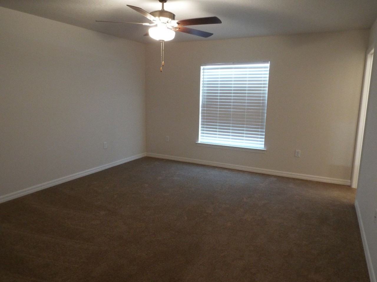3507 Sw 155th Ln - Photo 5 of 12