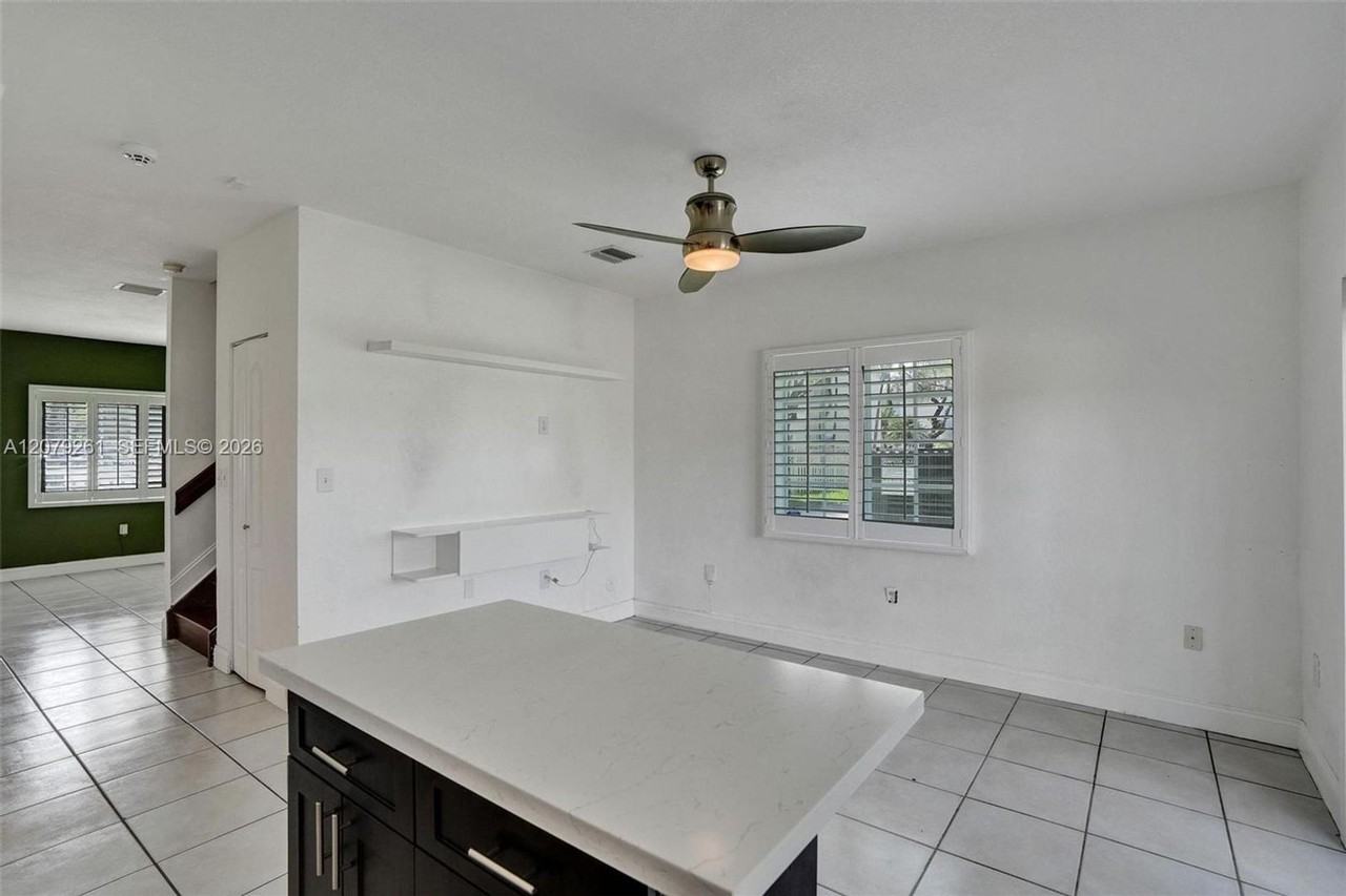 12232 Sw 148th Ter - Photo 4 of 24