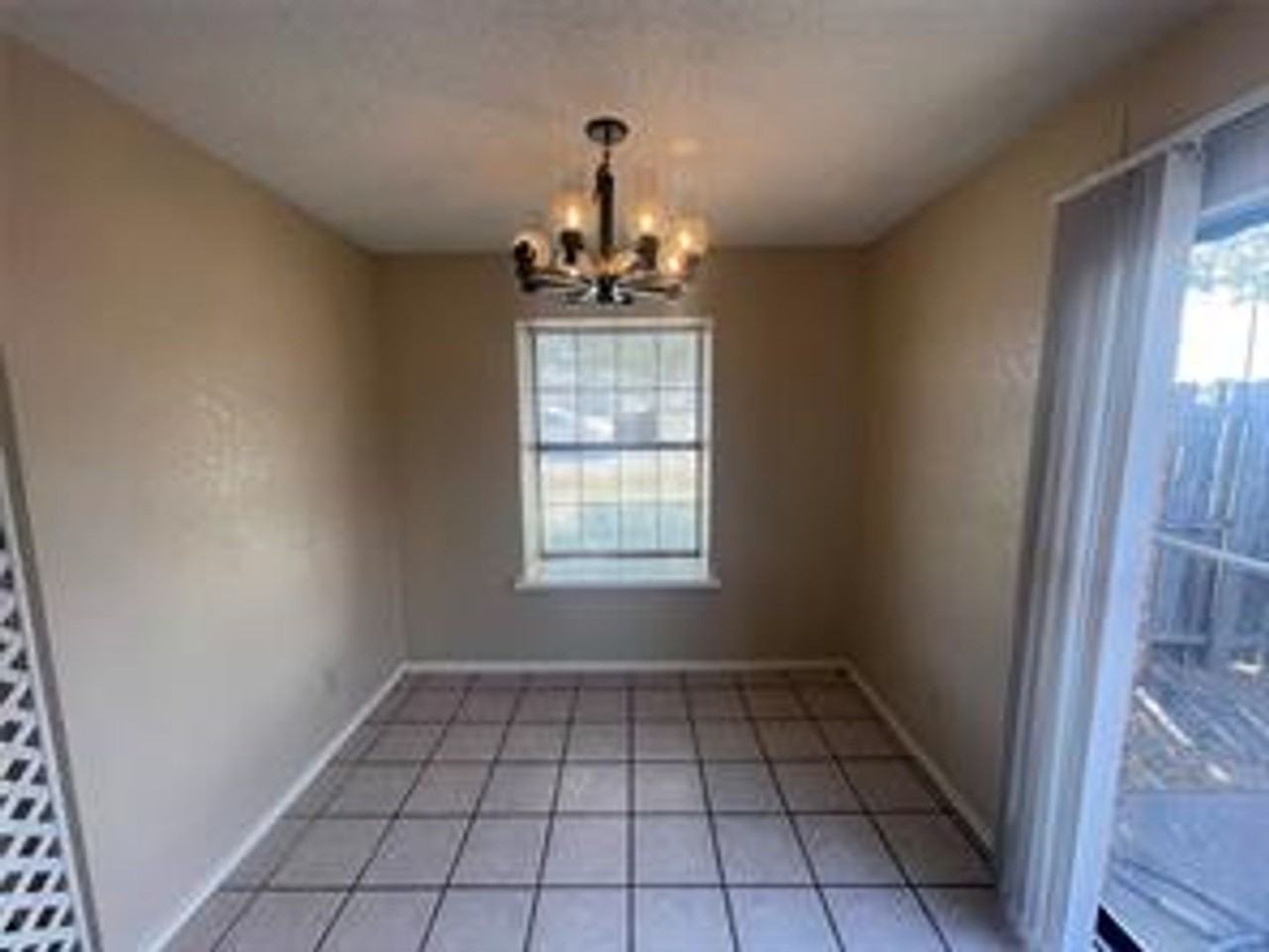 2709 2709 Standford Street #A - Photo 6 of 6