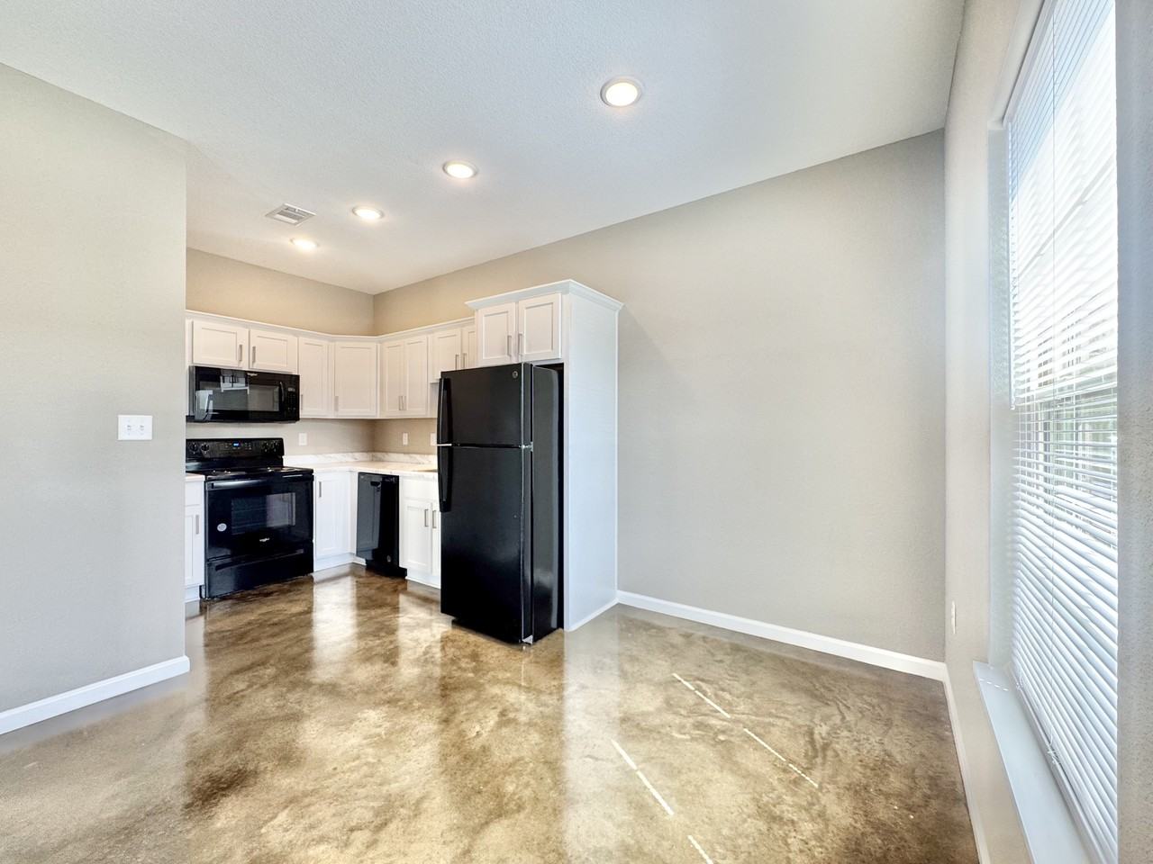 4308 Holcomb #416 - Photo 6 of 20