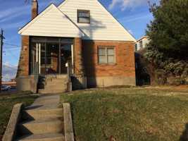 featured image of 3172 Mozart Ave