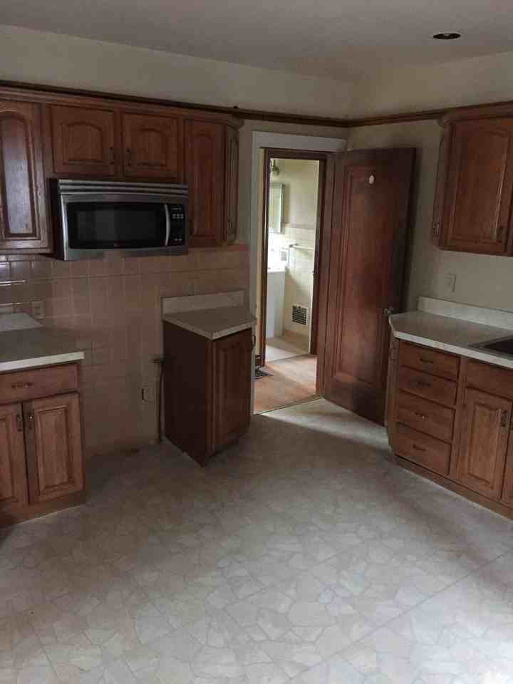 3172 Mozart Ave - Photo 6 of 28