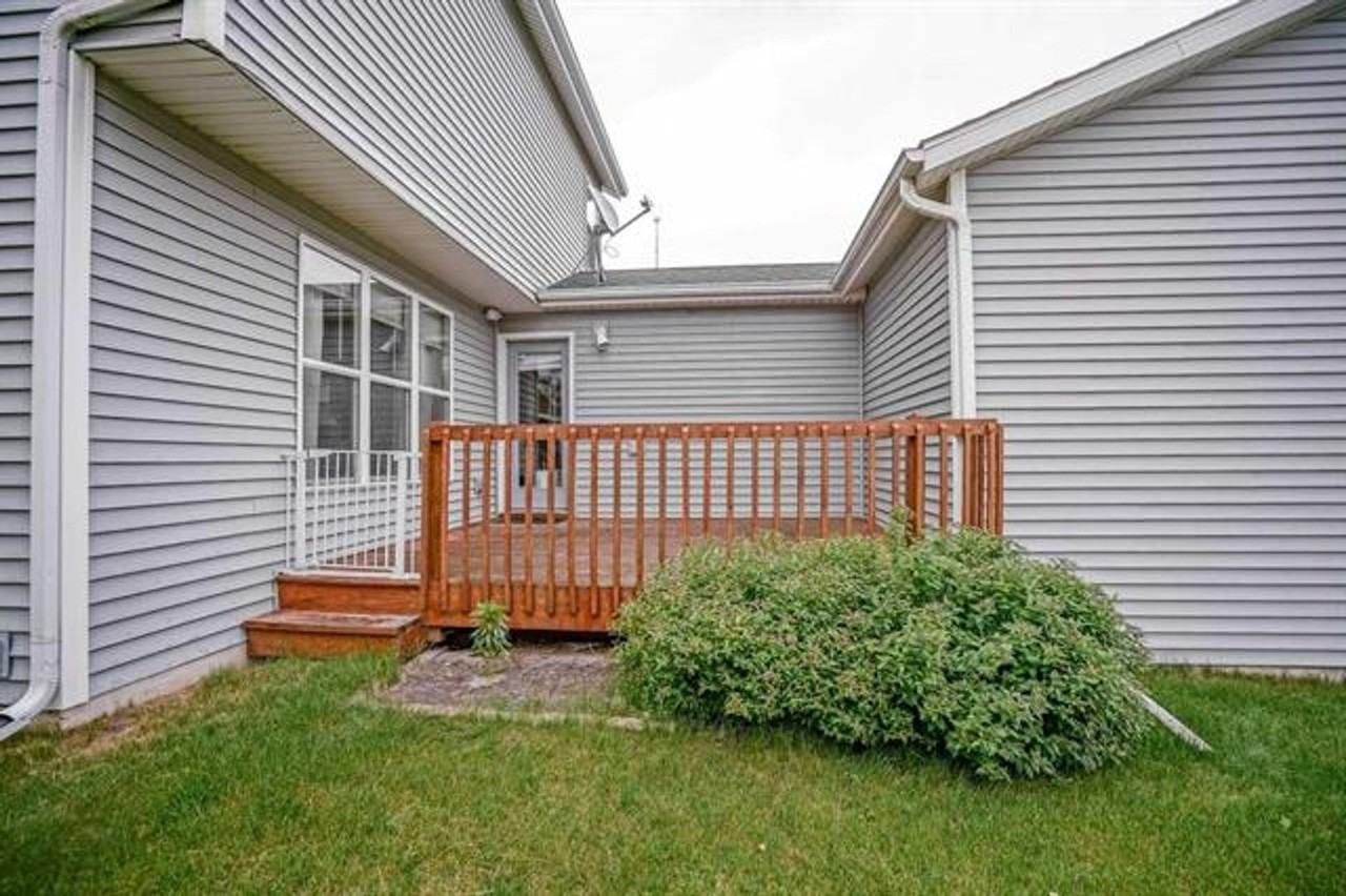 9317 Golden Hue Blvd - Photo 4 of 38