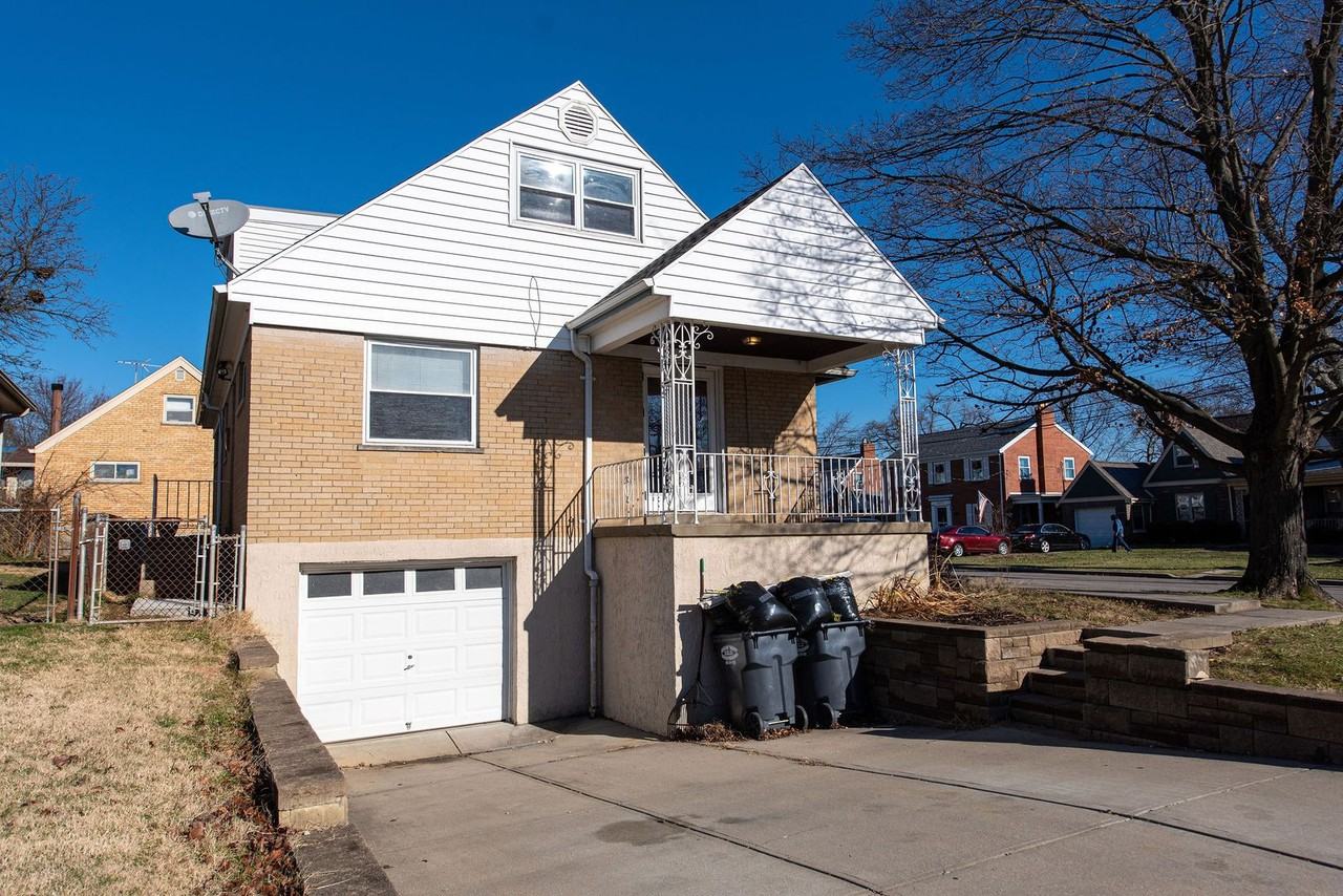 3071 Neisel Ave - Photo 5 of 50
