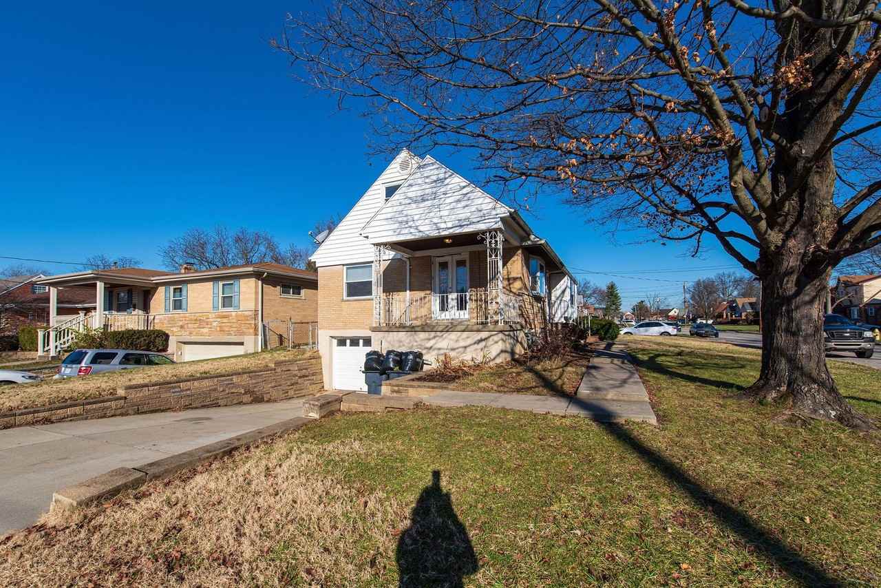 3071 Neisel Ave - Photo 7 of 50