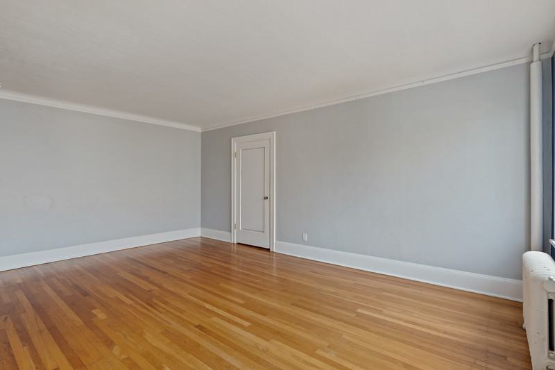 321 Boylston Ave E #404 - Photo 5 of 16