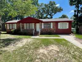 featured image of 6524 Camelot St